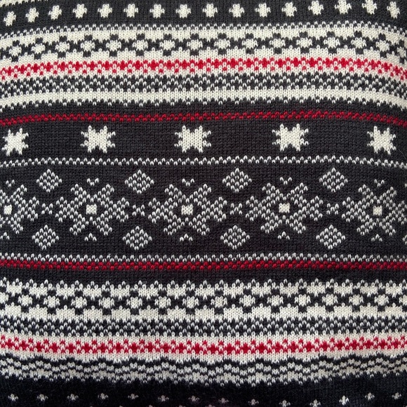 Brooks Brothers Fair Isle Sweater Knit Accent Pillow Covers Set of Two - Picture 12 of 16